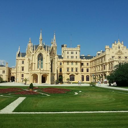 Hotel Princess Леднице Экстерьер фото