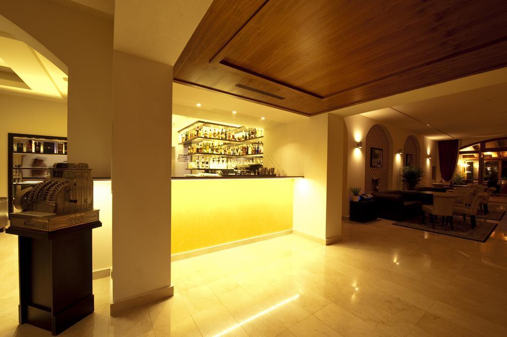 Hotel Princess Леднице Экстерьер фото